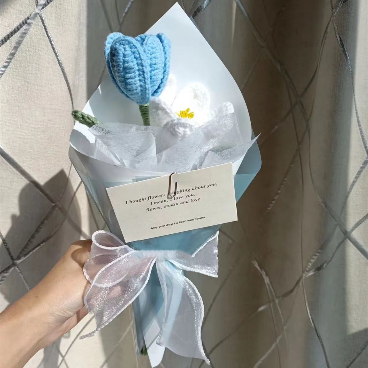 Rose & tulip knitted bouquet